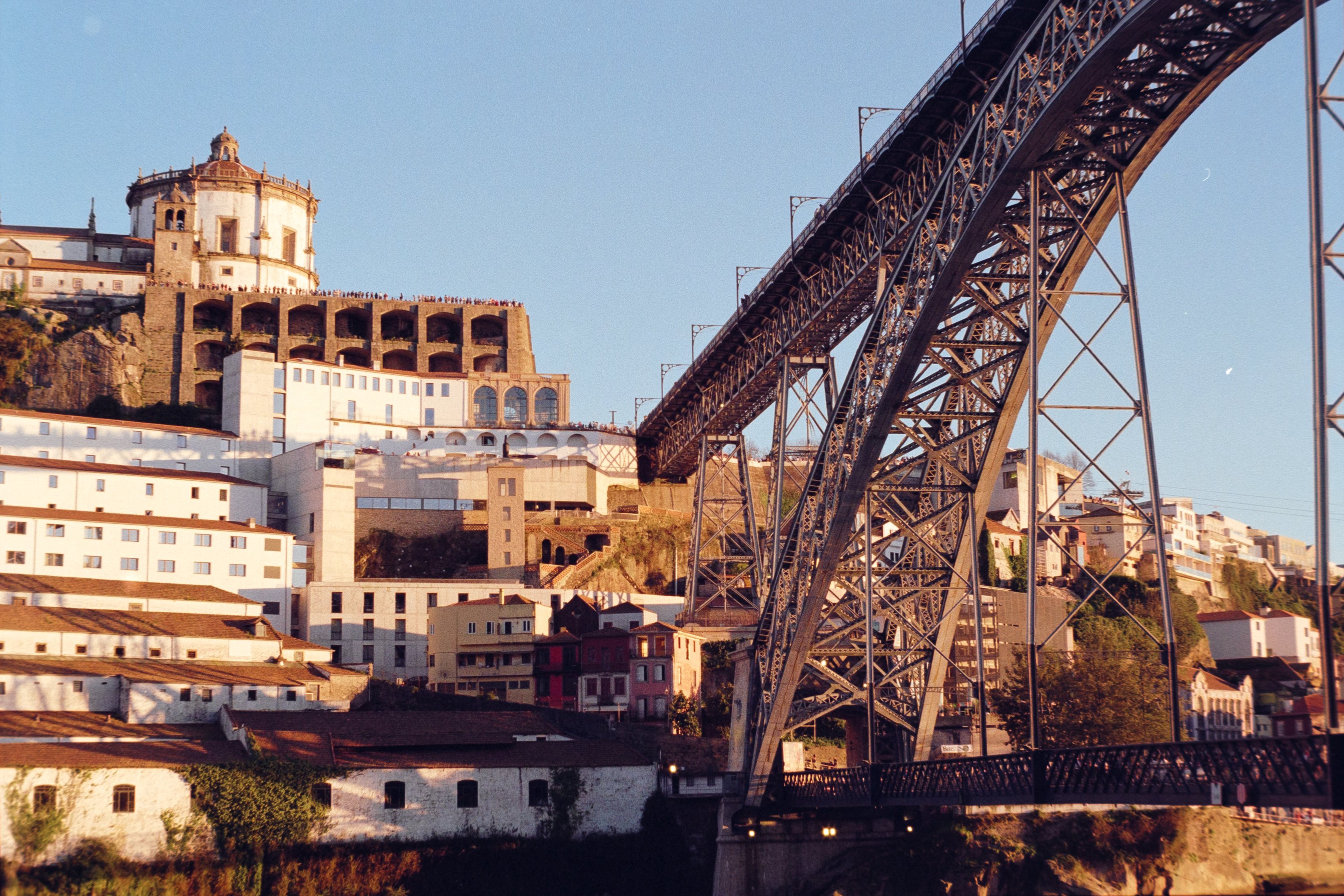 Main — photograph 5
